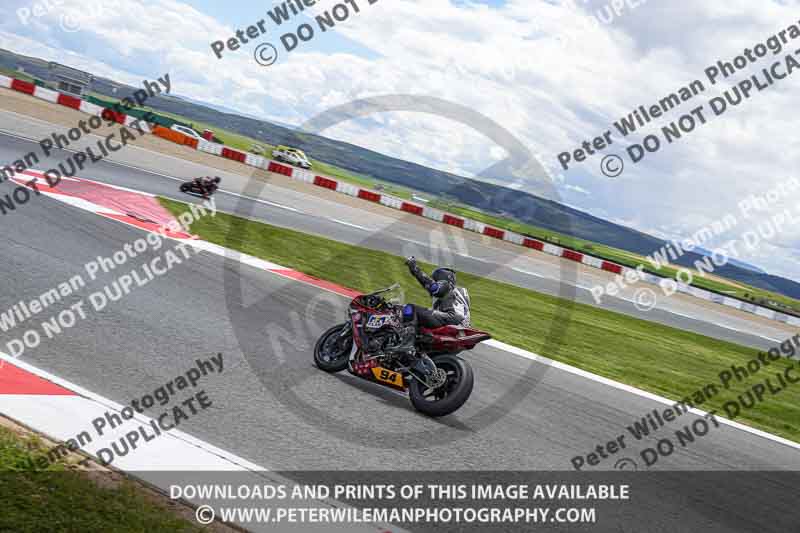 cadwell no limits trackday;cadwell park;cadwell park photographs;cadwell trackday photographs;enduro digital images;event digital images;eventdigitalimages;navarra;no limits trackdays;peter wileman photography;racing digital images;trackday digital images;trackday photos